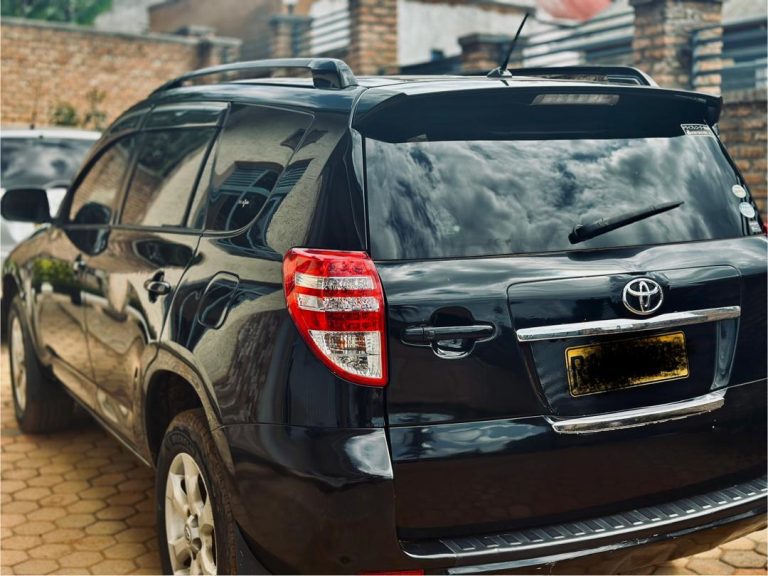 4x4 car hire in Rwanda