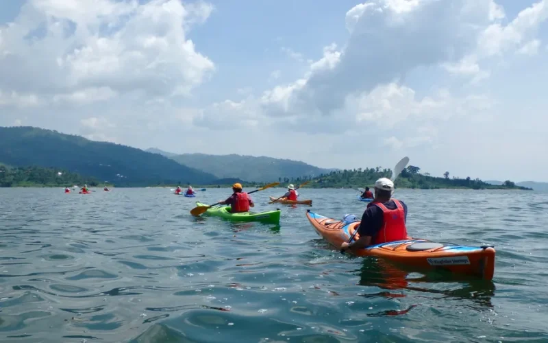 KJ-0003_Lake_Kivu_Kayak
